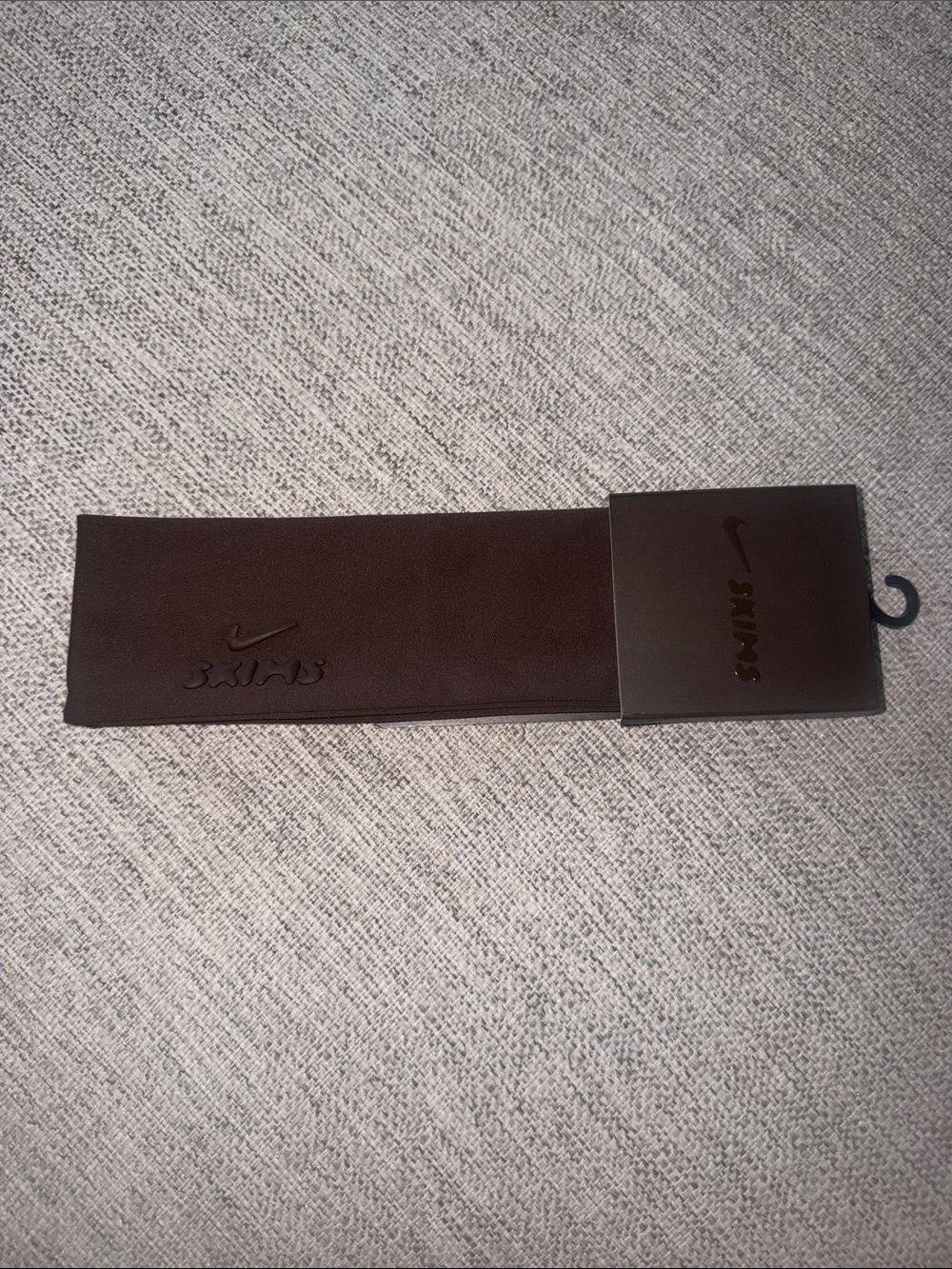 NIKE SKIMS HEADBAND BROWN